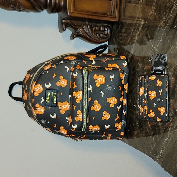 Disney Handbags - MICKEY HALLOWEEN PUMPKIN LOUNGEFLY & CARD HOLDER